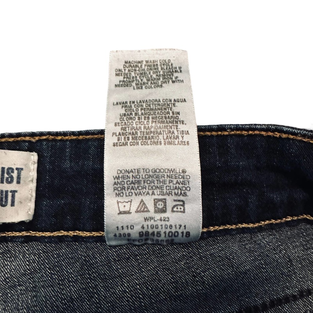 Levis, Signature - Jeans, at waist dark wash Boot Cut, Size 12L - Picture 11 of 11